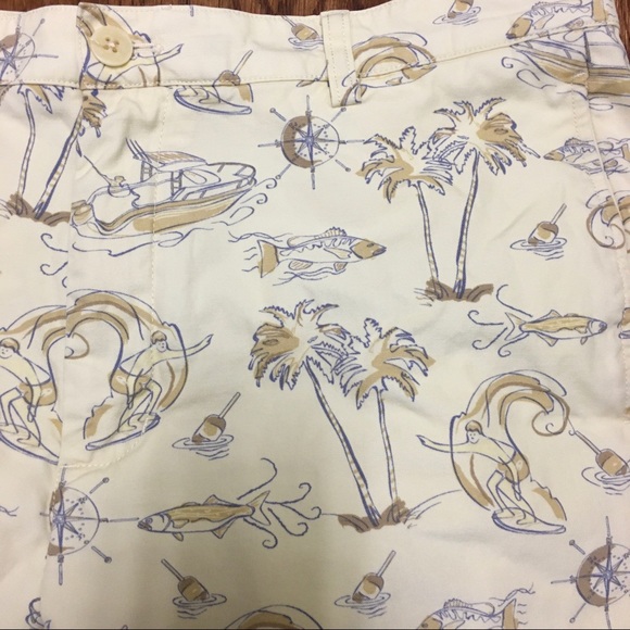 Vineyard Vines Club Shorts - Picture 4 of 6